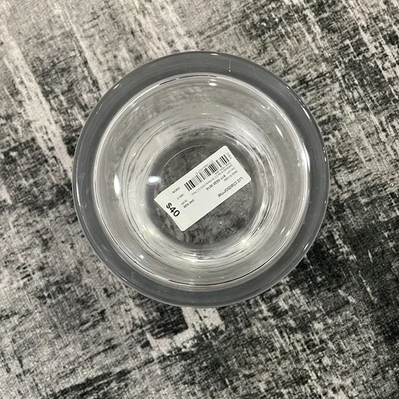 NWT Liz Claiborne vase - Picture 4 of 4